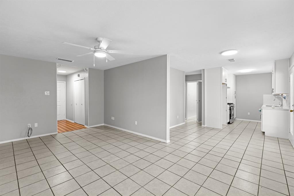 1231 Rancho Drive Property Photo 3
