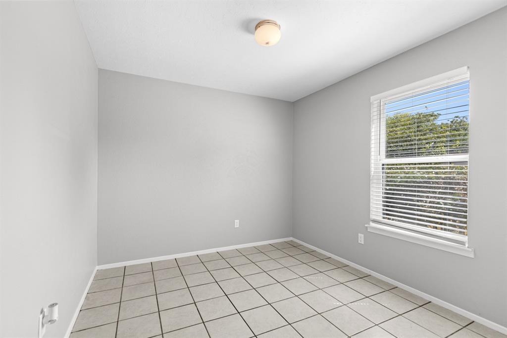 1231 Rancho Drive Property Photo 10