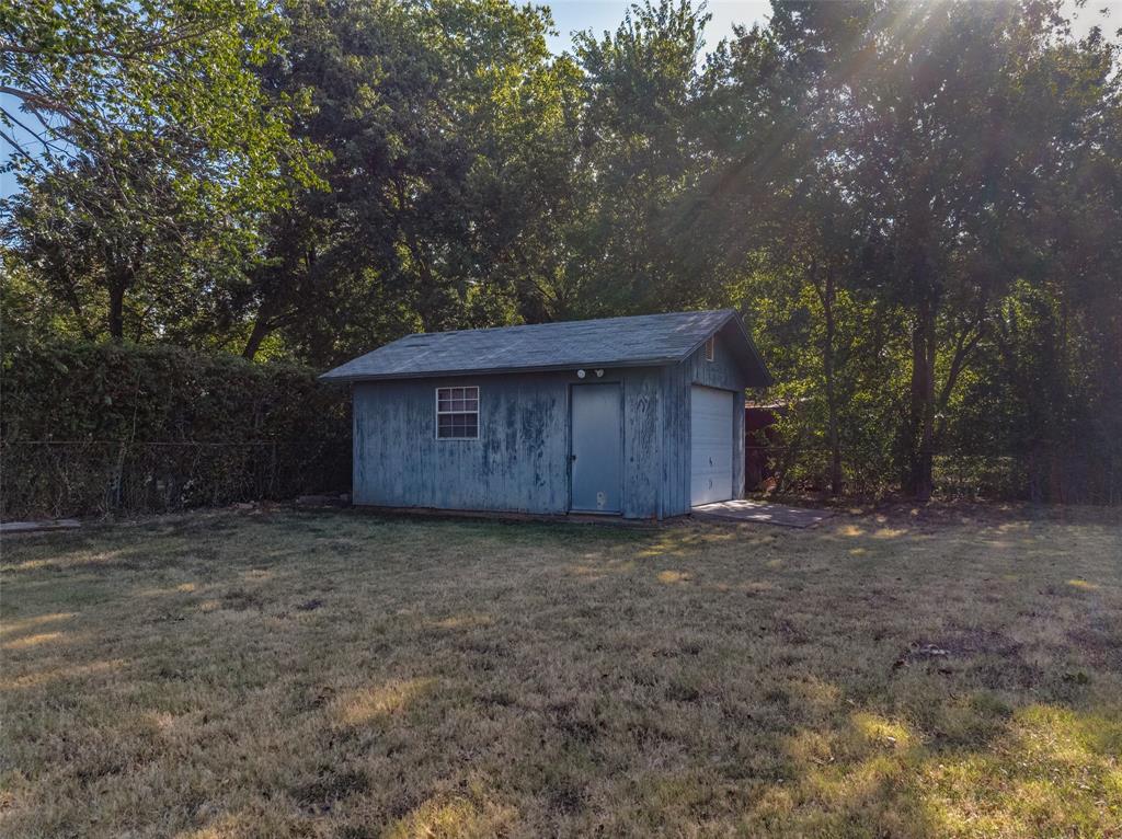 6558 Garland Avenue Property Photo 8