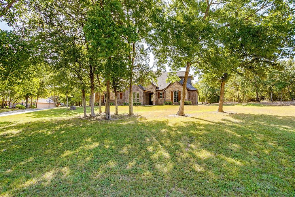 7259 Oak Creeks Court Property Photo 2