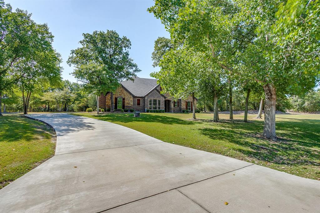 7259 Oak Creeks Court Property Photo 3