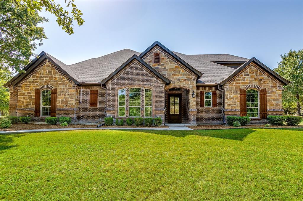 7259 Oak Creeks Court Property Photo 4