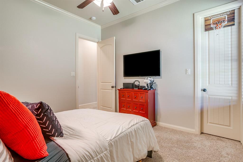 7259 Oak Creeks Court Property Photo 26