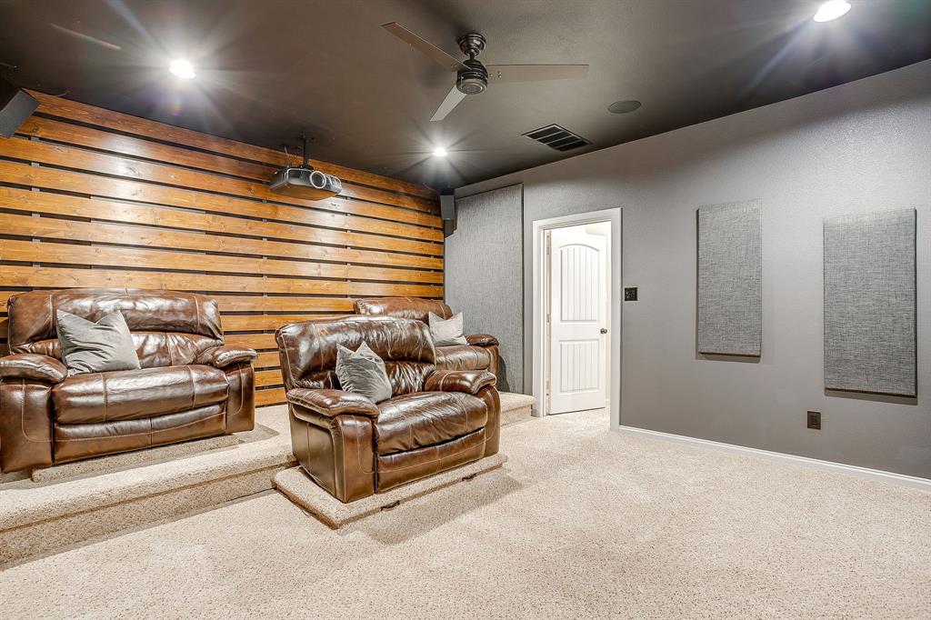 7259 Oak Creeks Court Property Photo 30
