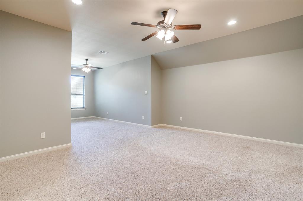 7259 Oak Creeks Court Property Photo 31