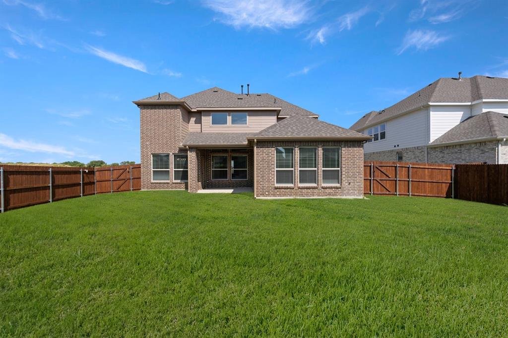 1109 Cowbird Way Property Photo 8