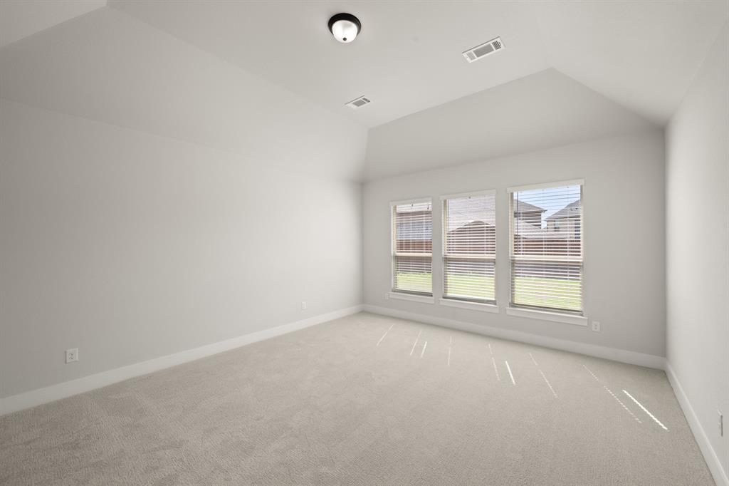 1109 Cowbird Way Property Photo 31