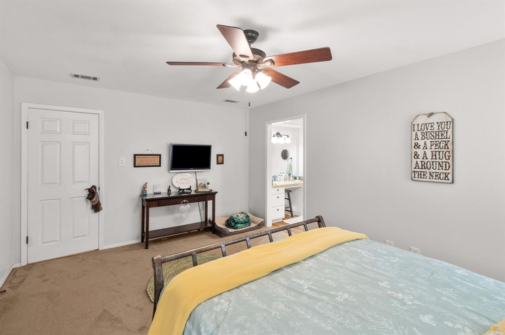 1133 County Road 2020 Property Photo 10