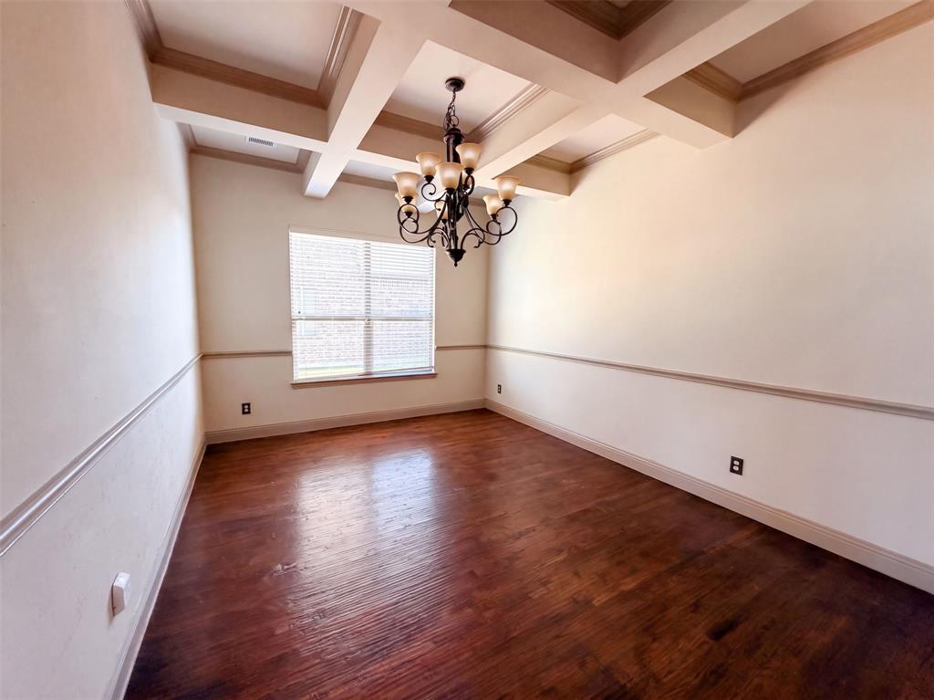 1502 Northwood Drive Property Photo 7