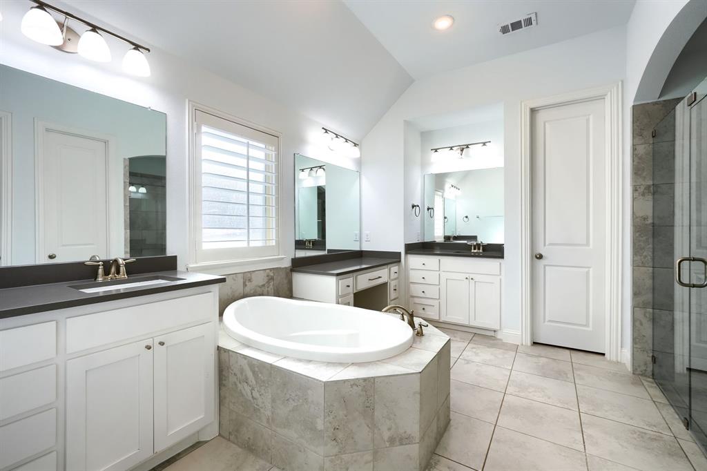 1164 Lucca Drive Property Photo 22