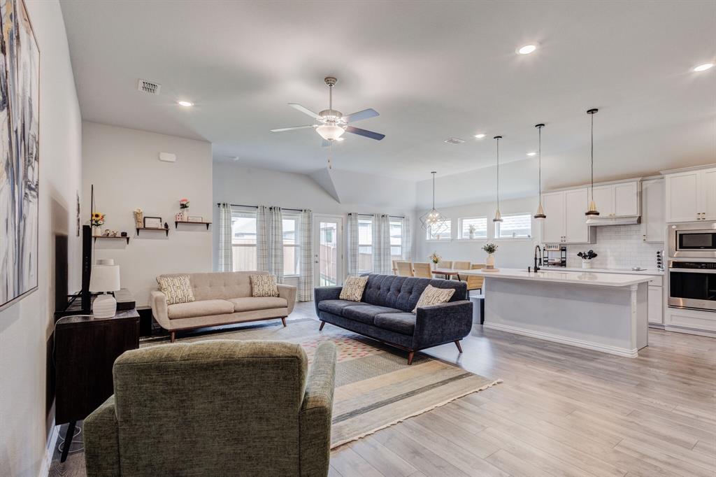 101 St Meena Court Property Photo 1