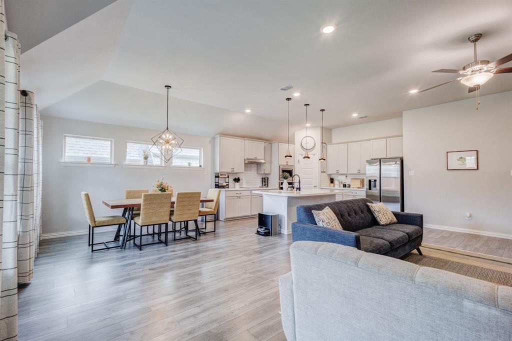 101 St Meena Court Property Photo 12