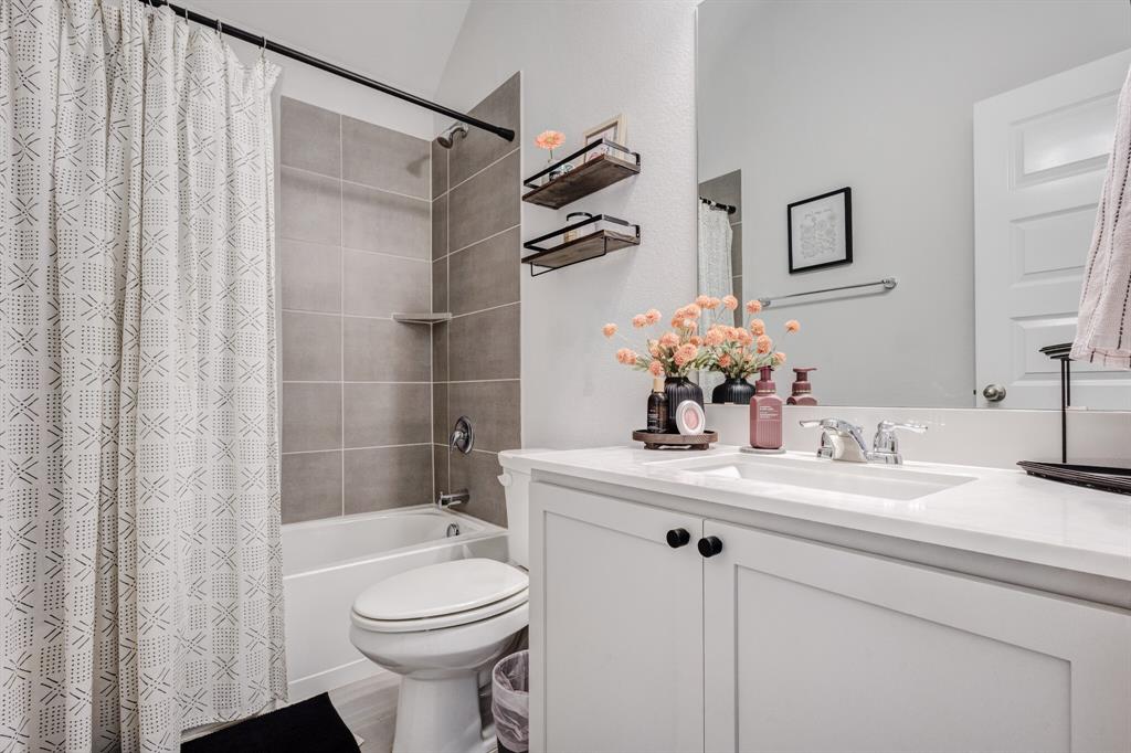 101 St Meena Court Property Photo 21