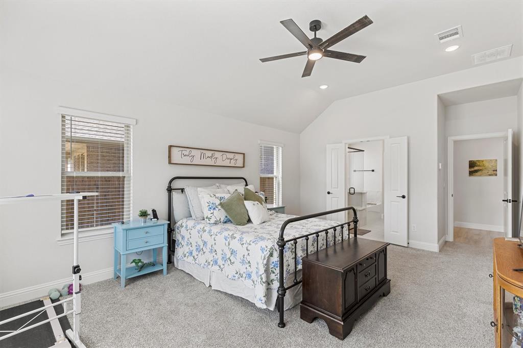 805 Willowbanks Drive Property Photo 11