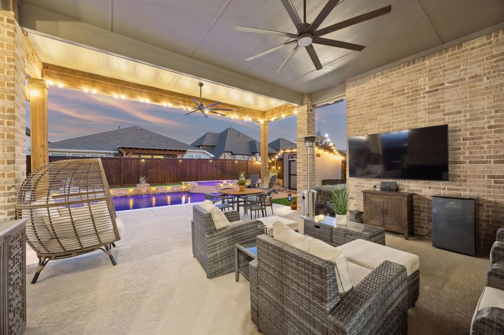 6916 Basket Flower Road Property Photo 3