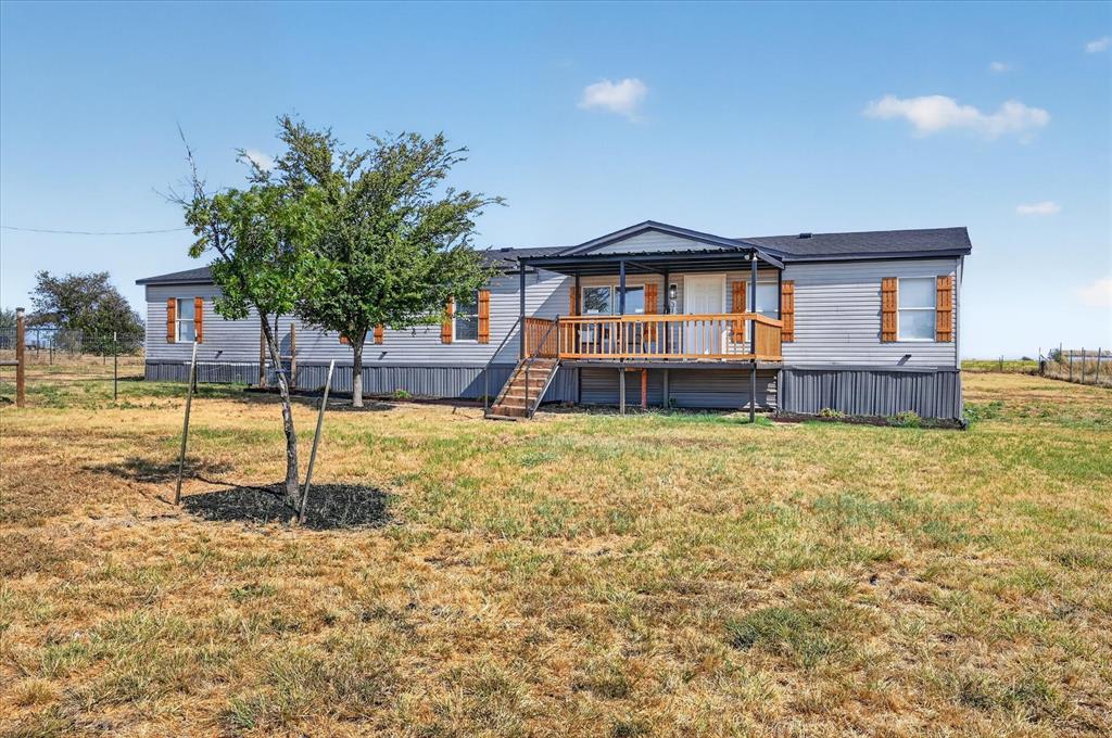 312 Private Road 4437 Property Photo 1