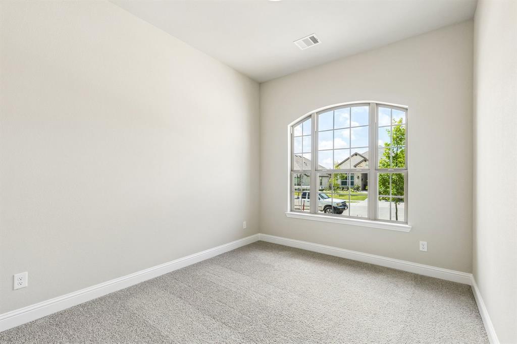 10325 Canna Lily Street Property Photo 3