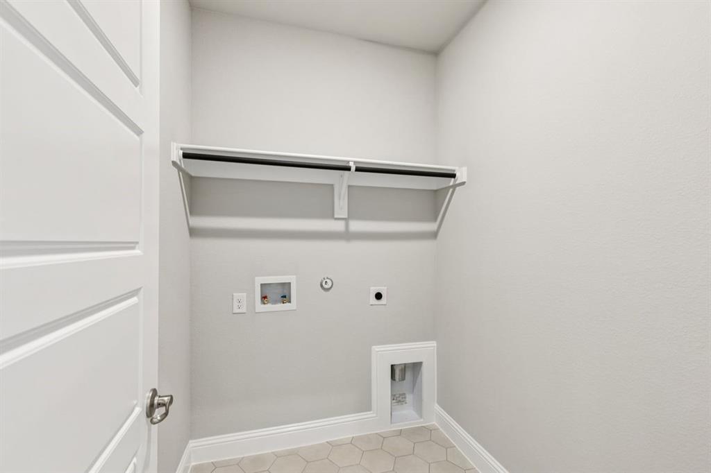 10325 Canna Lily Street Property Photo 6