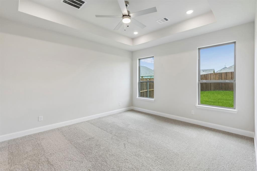 4552 Sweet Clover Lane Property Photo 11