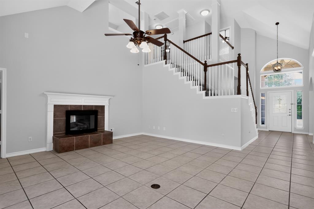 2806 Glenwick Court Property Photo 6