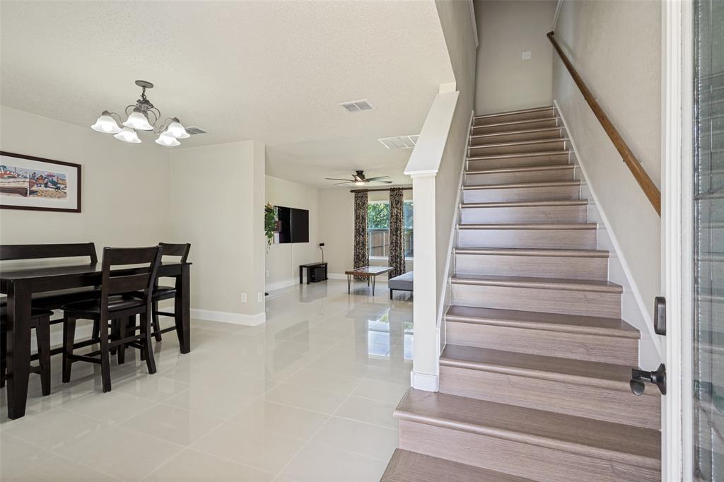 1609 White Oak Road Property Photo 2