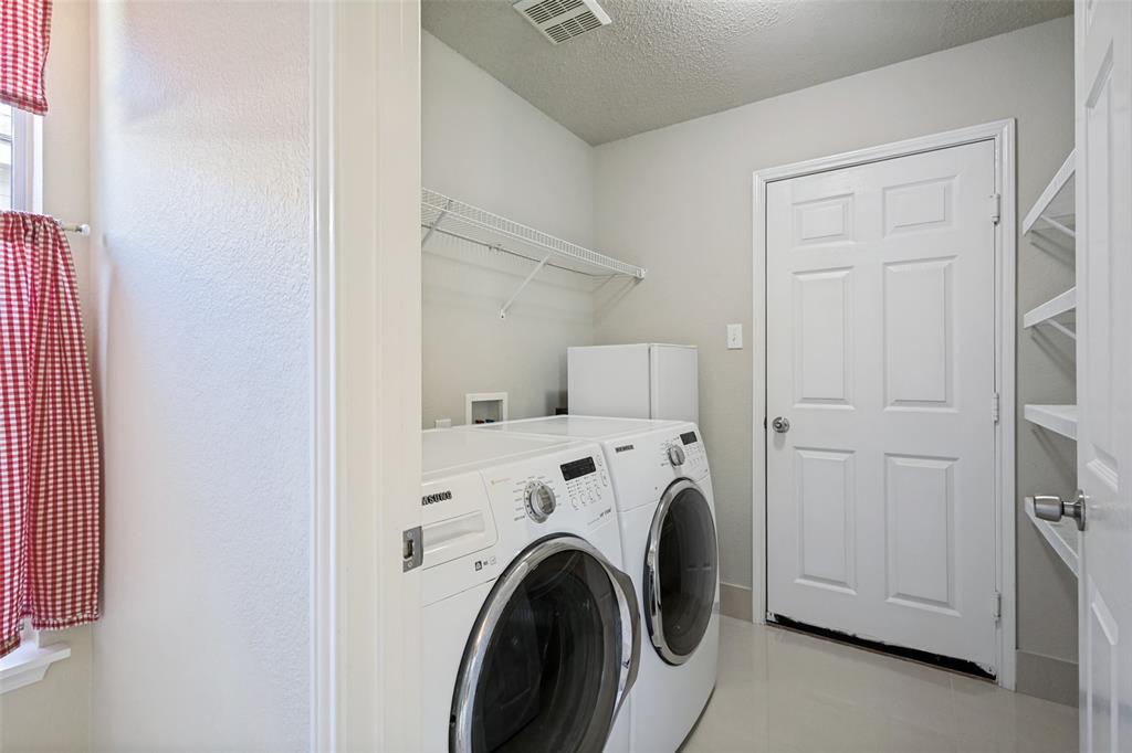 1609 White Oak Road Property Photo 15