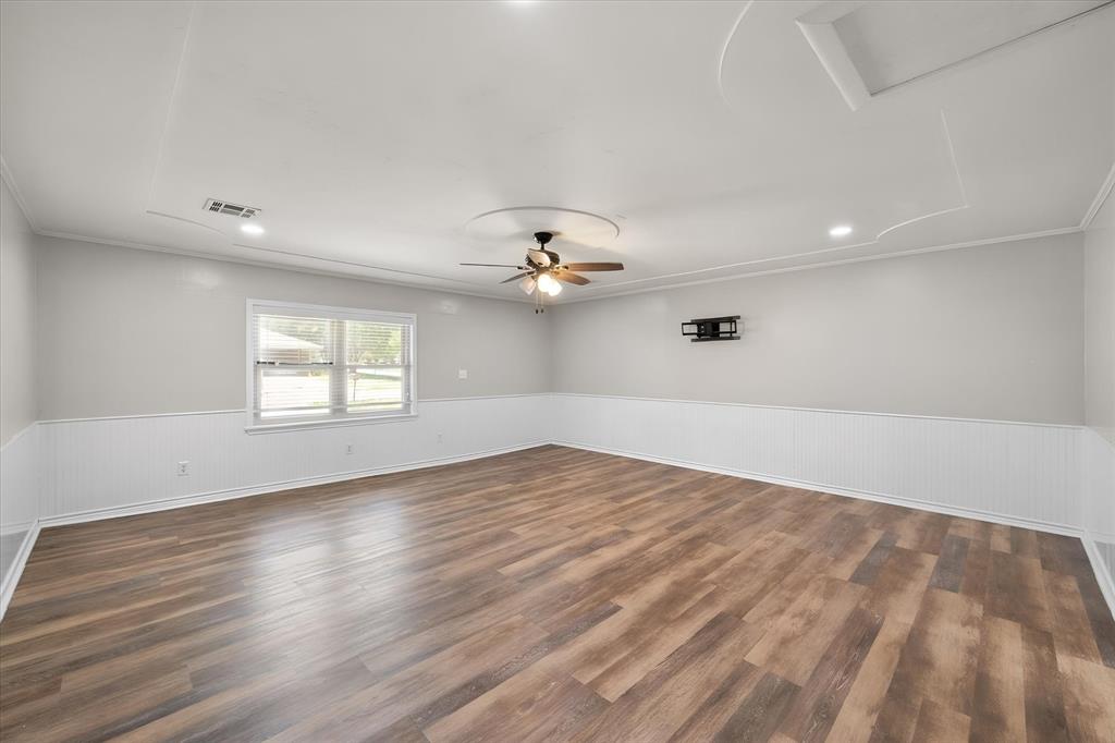 401 Hutson Drive Property Photo 14