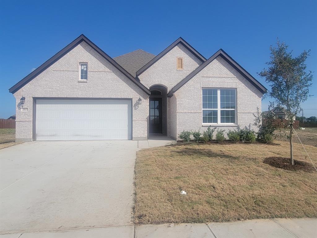 2037 Gladd Road Property Photo 1