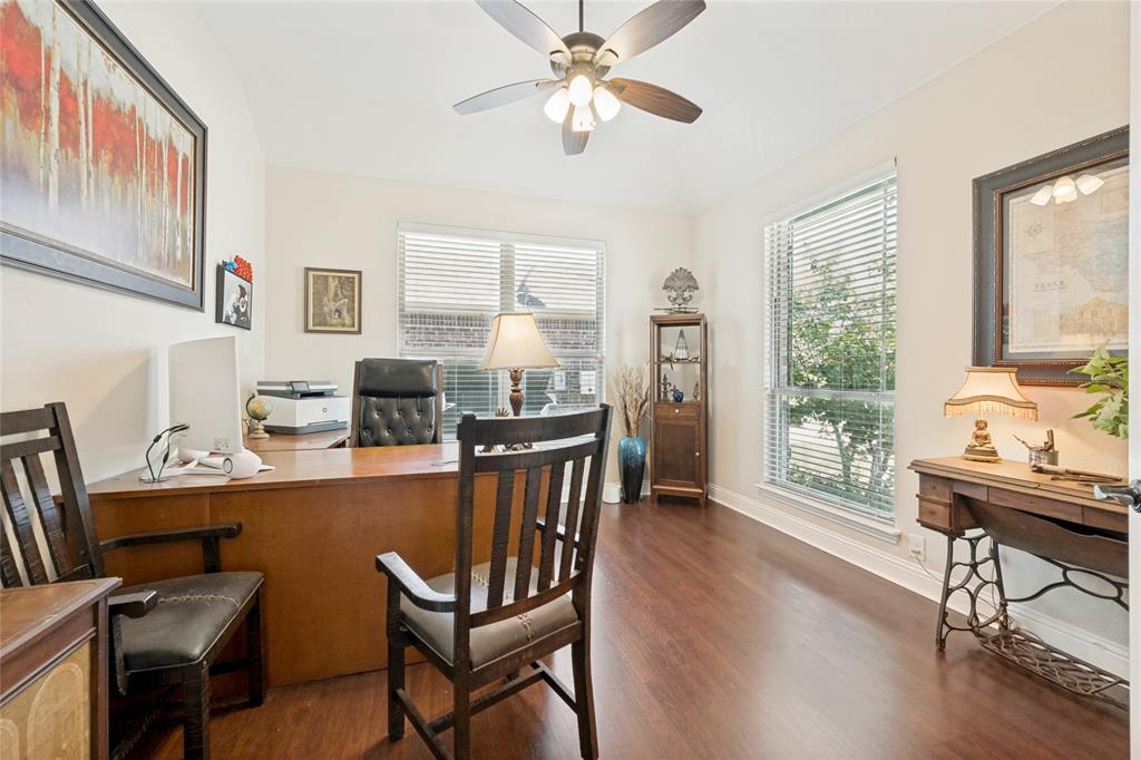 403 Lakeview Drive Property Photo 4