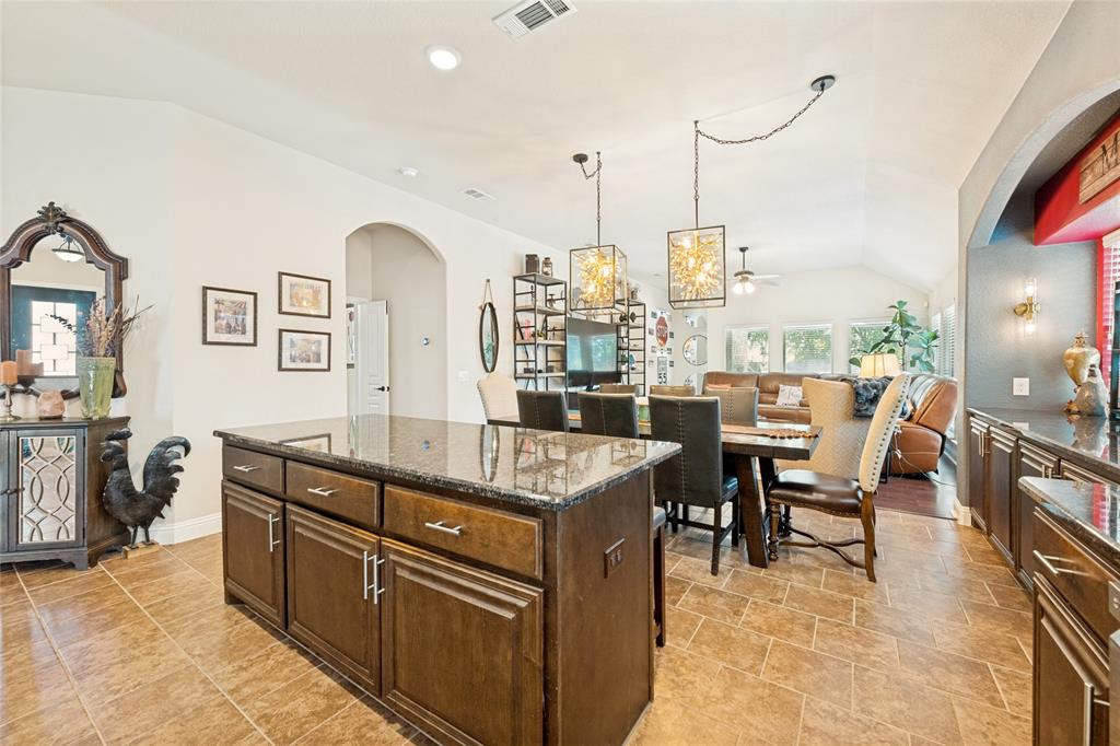 403 Lakeview Drive Property Photo 10