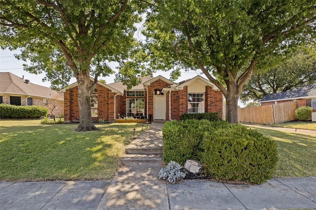 2922 Andrea Lane Property Photo 1