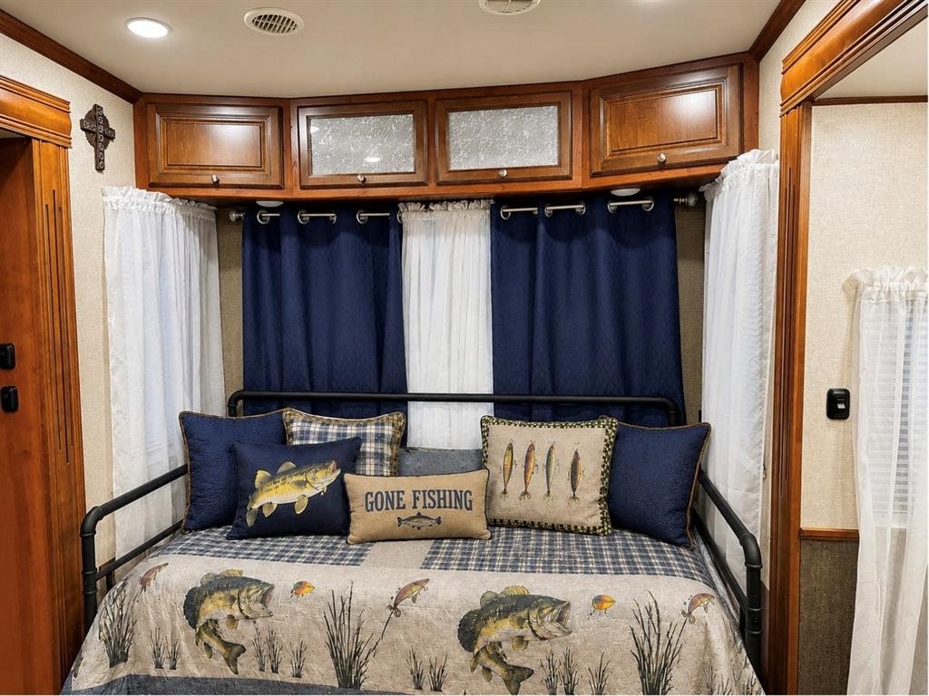 219 Rising Star Property Photo 8