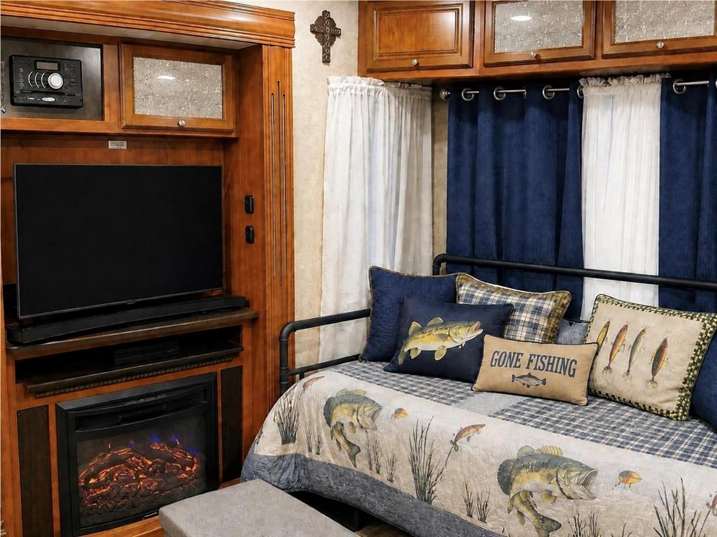 219 Rising Star Property Photo 9