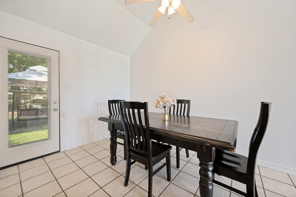 732 Charyl Lynn Drive Property Photo 16