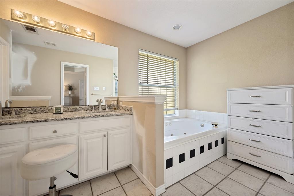 732 Charyl Lynn Drive Property Photo 18