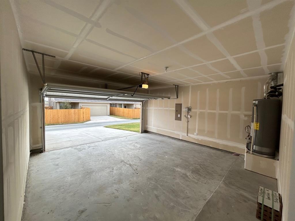 2517 Maplehurst Drive Property Photo 23