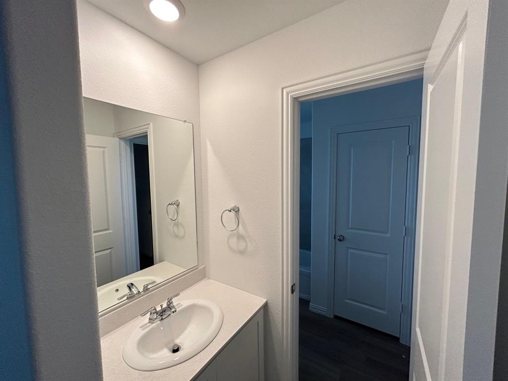 2517 Maplehurst Drive Property Photo 26