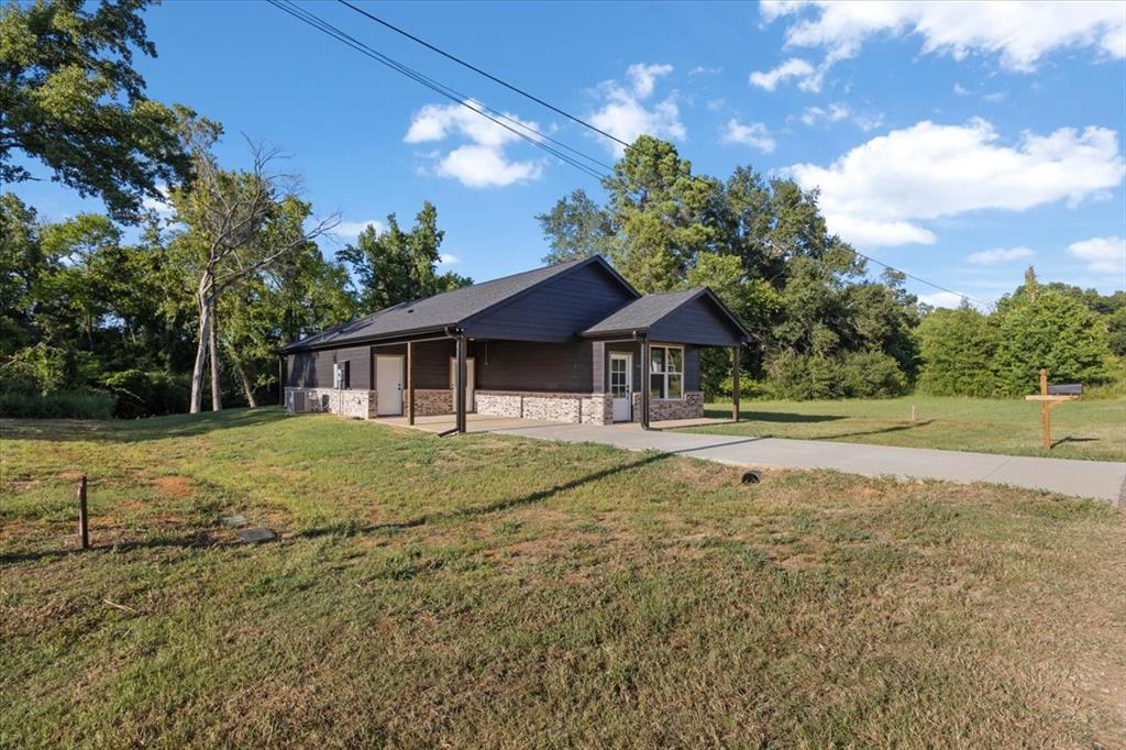 248 Crepe Myrtle Property Photo 4