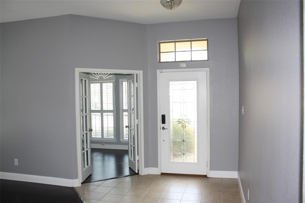 5021 Blackelm Drive Property Photo 5