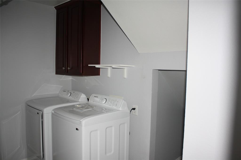 5021 Blackelm Drive Property Photo 7