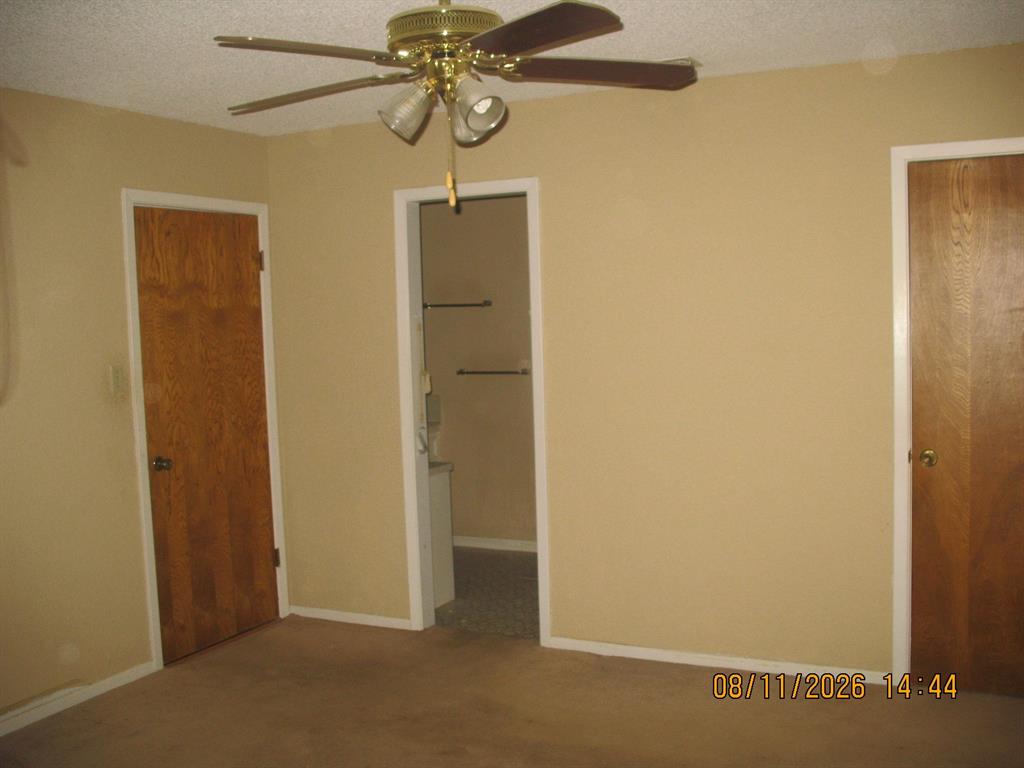 903 Sw Mesquite Drive Property Photo 4