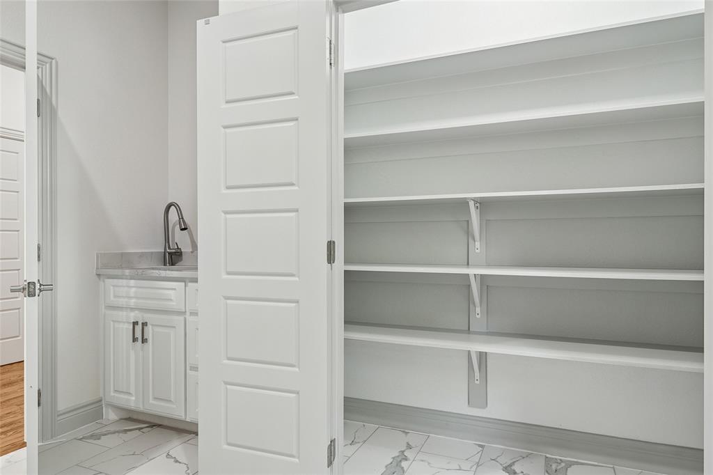2016 Calypso Street Property Photo 5