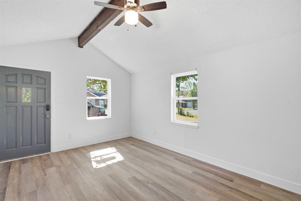 905 N Rusk Street Property Photo 1