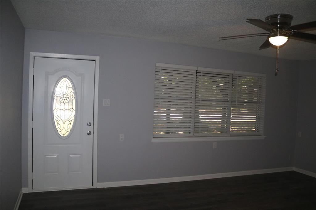 407 N Jefferson Street Property Photo 8
