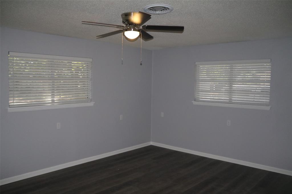 407 N Jefferson Street Property Photo 11