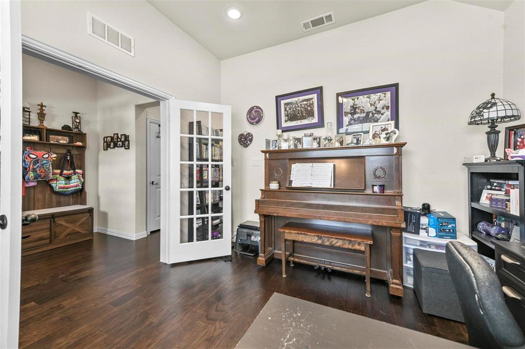 15049 Ted Trail Property Photo 9
