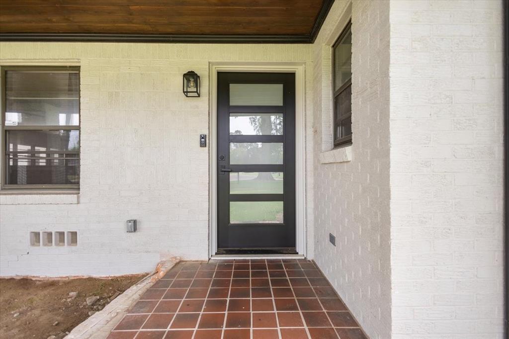 1007 Lincoln Drive Property Photo 6