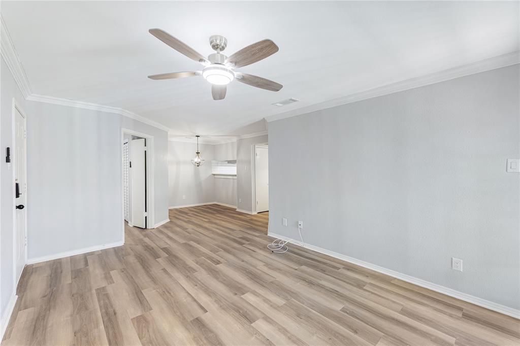 18333 Roehampton Drive 527 Property Photo 4