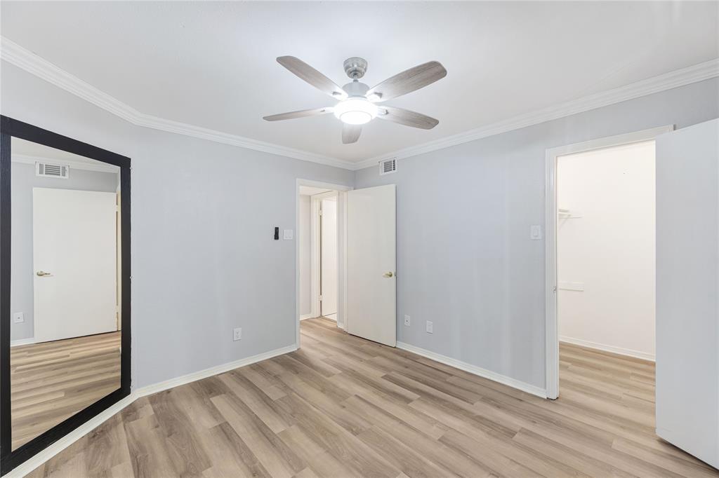 18333 Roehampton Drive 527 Property Photo 13