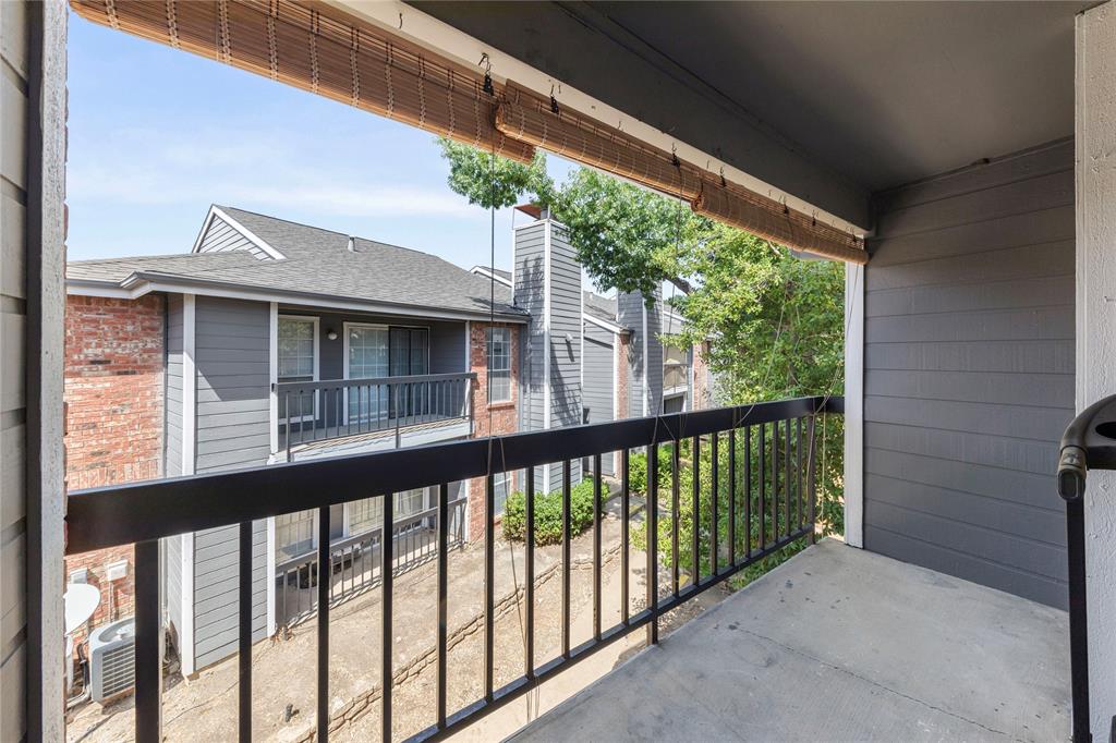 18333 Roehampton Drive 527 Property Photo 14